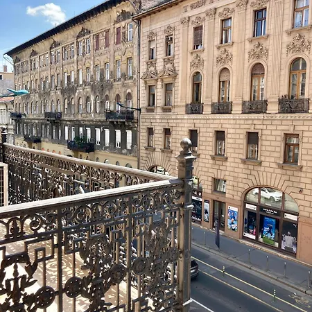 Apartament Arya